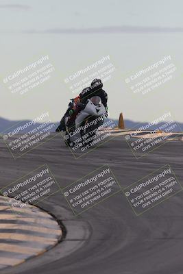 media/Sep-21-2025-Race Pace (Sun) [[98bf33ef95]]/Non Verified/1-Turns 9 and 10 (8am)/